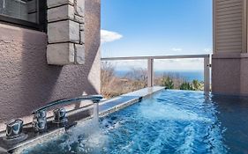 The Salon 伊豆高原 Hotels & Resort